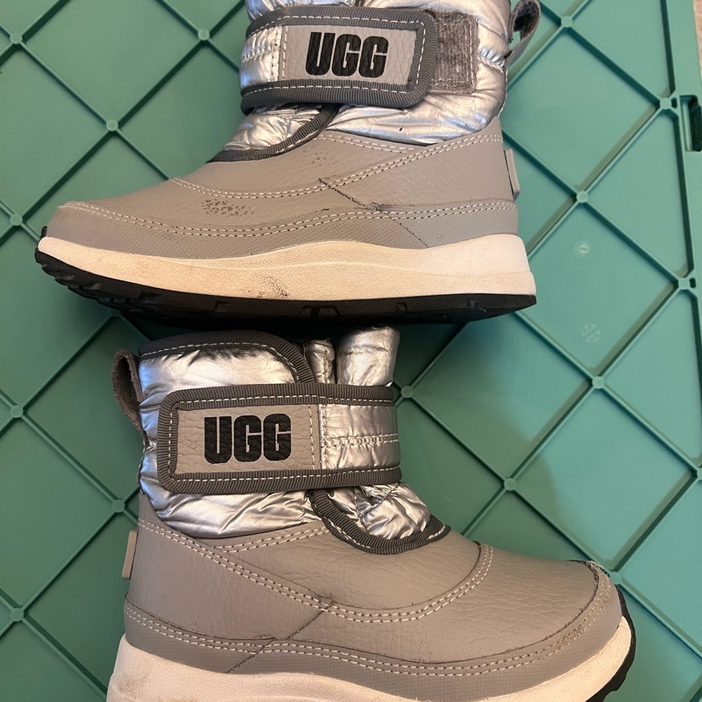 UGG Gray Ankle-High Boots with Metallic Strap, Toddler Size 8 Winter Boots - Picture 1 of 10